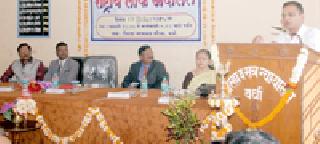Efforts to add to the people | लोकअदालतीतून तडा गेलेली मने जोडण्याचा प्रयत्न