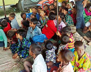 Pallawar School suddenly disappears | पालावरची शाळा अचानक बेपत्ता Pallawar School suddenly disappears | पालावरची शाळा अचानक बेपत्ता