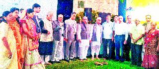 Blind artists won the hearts of entertainers | अंध कलावंतांनी जिंकली रसिकांची मने