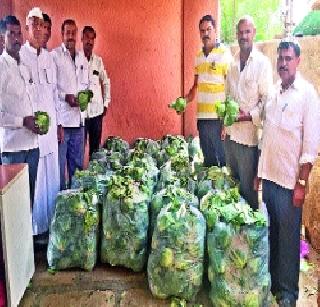 Onion in arrivals decreased; Increase in prices | कांदा आवक घटली; भावात वाढ Onion in arrivals decreased; Increase in prices | कांदा आवक घटली; भावात वाढ