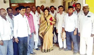 Increase the burden on project affected people | बोर्डीनाला प्रकल्पग्रस्तांना वाढीव मोबदला द्या Increase the burden on project affected people | बोर्डीनाला प्रकल्पग्रस्तांना वाढीव मोबदला द्या