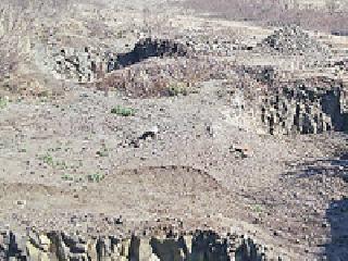 Illegal mining excavation at Asapur Shivar | आसापूर शिवारात अवैध गौण उत्खनन Illegal mining excavation at Asapur Shivar | आसापूर शिवारात अवैध गौण उत्खनन