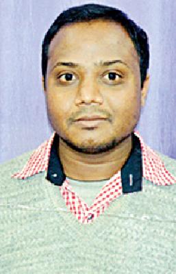 Farmer's son became the Indian Agricultural Department researcher | शेतकरी पुत्र बनला भारतीय कृषी खात्याचा संशोधक