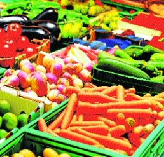 Year of cheap vegetable sales center | स्वस्त भाजी विक्री केंद्राची वर्षपूर्ती