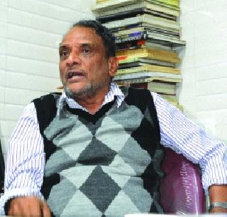 Modi was liberal and he was caught alive | मोदी जीवावर उदार होऊन पाकला गेले