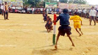 The Government should accept the responsibilities of indigenous sports | स्वदेशी खेळांची जबाबदारी शासनाने स्वीकारावी The Government should accept the responsibilities of indigenous sports | स्वदेशी खेळांची जबाबदारी शासनाने स्वीकारावी