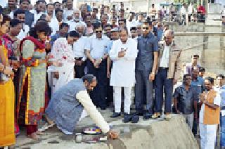 'Jhaparata' will now be cut | ‘झरपट’ही आता कात टाकणार