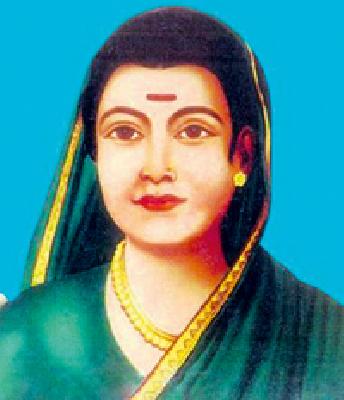 Savitri's fleet of 25 thousand small enterprises | सावित्रीच्या २५ हजार लेकींची लघुउद्योगात भरारी Savitri's fleet of 25 thousand small enterprises | सावित्रीच्या २५ हजार लेकींची लघुउद्योगात भरारी