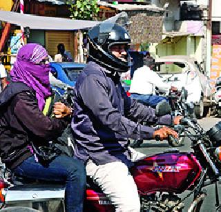 Puneites fell without costing helmet, expensive | हेल्मेट न घालणे पुणेकरांना पडले महागात Puneites fell without costing helmet, expensive | हेल्मेट न घालणे पुणेकरांना पडले महागात