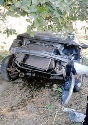 Car Shatter: | कार चकनाचूर :