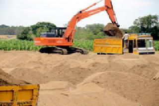 Building up of the house ceased to build the house | रेतीचे भाव वधारल्याने घरांचे बांधकाम ठप्प