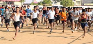 225 young eligible for medical check-up | वैद्यकीय तपासणीसाठी २२५ तरुण पात्र