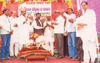 Extend the benefits of schemes to the masses: Ashok Leader | योजनांचा लाभ जनतेपर्यंत पोहोचवा : अशोक नेते Extend the benefits of schemes to the masses: Ashok Leader | योजनांचा लाभ जनतेपर्यंत पोहोचवा : अशोक नेते