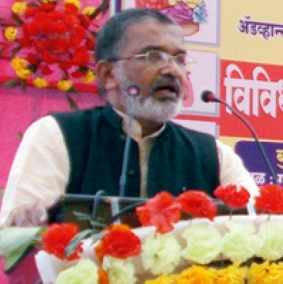 Dissemination can be possible only through alcohol, tobacco liberation | दारू, तंबाखू मुक्तीतूनच रोगमुक्ती शक्य Dissemination can be possible only through alcohol, tobacco liberation | दारू, तंबाखू मुक्तीतूनच रोगमुक्ती शक्य