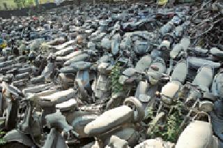 Cartoon Scrap: | गाड्यांचा भंगार : Cartoon Scrap: | गाड्यांचा भंगार :