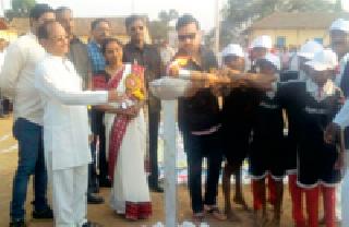 8 crore to the Indoor Stadium in Gadchiroli | आठ कोटीतून गडचिरोलीत इनडोअर स्टेडियम होणार