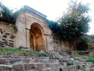 Historically neglected Dewanghat | ऐतिहासिक दिवानघाट दुर्लक्षित