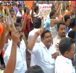 Shiva Sainik Rada in Ghulam Ali's program | गुलाम अलींच्या कार्यक्रमात शिवसैनिकांचा राडा Shiva Sainik Rada in Ghulam Ali's program | गुलाम अलींच्या कार्यक्रमात शिवसैनिकांचा राडा