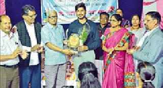 Rajat's success will be inspirational for the youth of the district | रजतचे यश जिल्ह्यातील युवकांसाठी प्रेरणादायी ठरणार