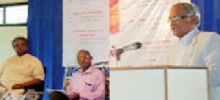 Tribals should invoke all kinds of attacks | आदिवासींनी सर्वप्रकारचे आक्रमण परतावून लावावे