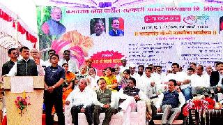 Sahakar needs a lot of music: Devendra Fadnavis | सहकाराला सुसंस्काराची गरज : देवेंद्र फडणवीस