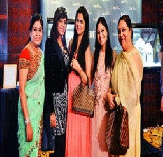Punekar's response to the 'Intersria' exhibition | ‘इंट्रिया’ प्रदर्शनाला पुणेकरांचा भरघोस प्रतिसाद Punekar's response to the 'Intersria' exhibition | ‘इंट्रिया’ प्रदर्शनाला पुणेकरांचा भरघोस प्रतिसाद