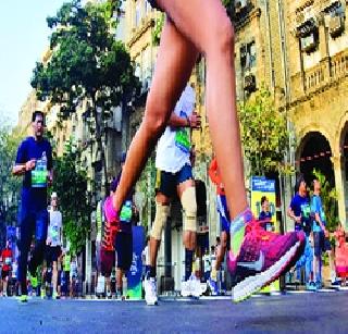 Social message in the marathon | मॅरेथॉनमध्ये सामाजिक जाणिवेचा संदेश Social message in the marathon | मॅरेथॉनमध्ये सामाजिक जाणिवेचा संदेश