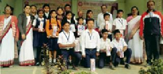 Ideal citizens are responsible for taking responsibility for all | आदर्श नागरिक घडविणे सर्वांची जबाबदारी