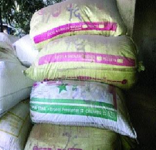 The government's unfortunate farmers are hit | सरकारच्या बेफिकिरीचा शेतकऱ्यांना फटका The government's unfortunate farmers are hit | सरकारच्या बेफिकिरीचा शेतकऱ्यांना फटका