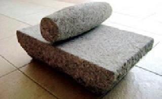 The importance of Pata-Parvanta is still preserved today | आजही जपले जाते पाटा-वरवंट्याचे महत्त्व