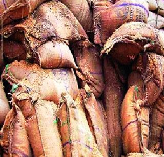 Time for starvation at Balashram, old age homes | बालाश्रम, वृद्धाश्रमांवर उपासमारीची वेळ Time for starvation at Balashram, old age homes | बालाश्रम, वृद्धाश्रमांवर उपासमारीची वेळ