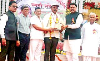 Discipline is necessary for beautiful life | सुंदर आयुष्यासाठी शिस्त आवश्यक