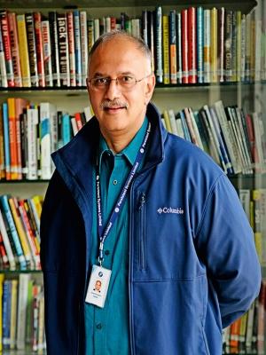 Do not find a job; Make it! | नोकरी शोधू नका; निर्माण करा! Do not find a job; Make it! | नोकरी शोधू नका; निर्माण करा!