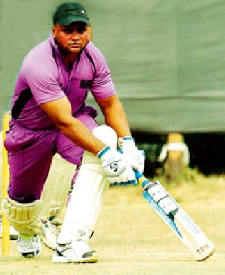 Lokmat's spectacular victory | लोकमतचा दिमाखदार विजय