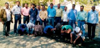 Seven dacoits arrested | सात दरोडेखोरांना अटक Seven dacoits arrested | सात दरोडेखोरांना अटक