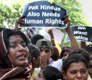 Dawn's Hindu Marriage Billar Editorial in Pakistan | पाकिस्तानातील डॉनचं हिंदू मॅरेज बिलावर संपादकीय Dawn's Hindu Marriage Billar Editorial in Pakistan | पाकिस्तानातील डॉनचं हिंदू मॅरेज बिलावर संपादकीय