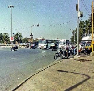 Improvements in the traffic system | वाहतूक व्यवस्थेत झाली सुधारणा Improvements in the traffic system | वाहतूक व्यवस्थेत झाली सुधारणा