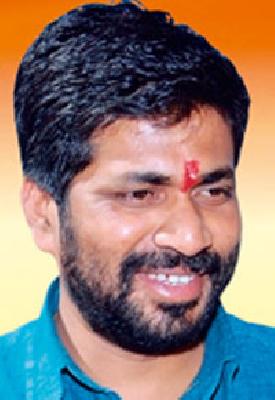 Delhi-based Chaitavi torch will now be shifted | राज्यभर चेतविली मशाल आता हलविणार दिल्ली