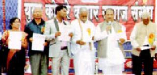 OBCs should also lead the society | समाजासह ओबीसींचेही नेतृत्व करावे
