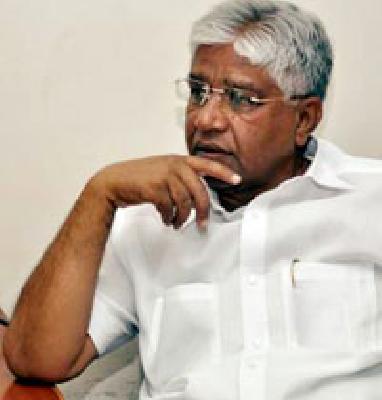 'BT' will not fight because I am on the field! | 'बीटी' लढणार नसल्यानेच मी मैदानात ! 'BT' will not fight because I am on the field! | 'बीटी' लढणार नसल्यानेच मी मैदानात !