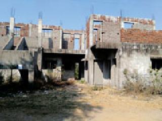 When will the house of the people get the right? | गरजूंना हक्काचे घर केव्हा मिळणार?