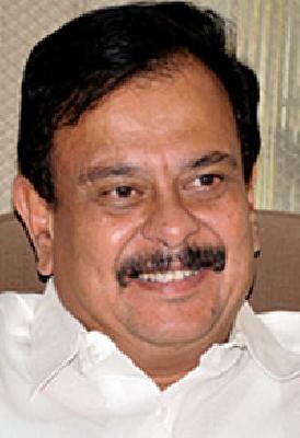Free breathing will be undertaken through the encroachment of roads, packages | रस्ते, संकुल अतिक्रमणातून घेणार मोकळा श्वास Free breathing will be undertaken through the encroachment of roads, packages | रस्ते, संकुल अतिक्रमणातून घेणार मोकळा श्वास