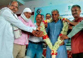 The Padma Shrine: | सत्कार पद्मश्रींचा :