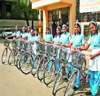 Zilla Parishad will take Chikki | जिल्हा परिषद चिक्कीच घेणार