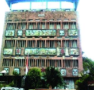 Adoption of the scheme | योजनेला प्रशासनाचा अडसर