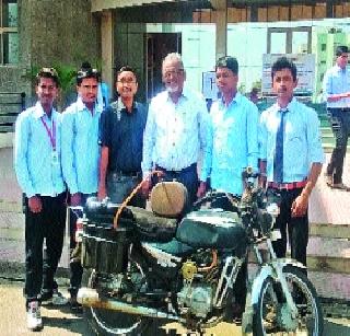 Motorcycles on 'LPG' | ‘एलपीजी’वर मोटारसायकल Motorcycles on 'LPG' | ‘एलपीजी’वर मोटारसायकल