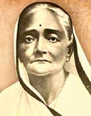 The sacrifice of sacrifice and unity is 'Kasturba' | त्याग आणि एकरूपतेच्या मूर्ती ‘कस्तुरबा’ The sacrifice of sacrifice and unity is 'Kasturba' | त्याग आणि एकरूपतेच्या मूर्ती ‘कस्तुरबा’