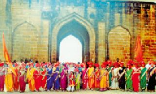 Historical fort of Ballarpur now focuses on Shiv Jayanti! | बल्लारपुरातील ऐतिहासिक किल्ल्याच्या महत्त्वात आता शिवजयंतीची भर ! Historical fort of Ballarpur now focuses on Shiv Jayanti! | बल्लारपुरातील ऐतिहासिक किल्ल्याच्या महत्त्वात आता शिवजयंतीची भर !