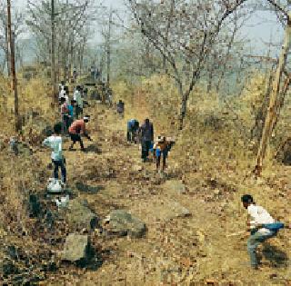 Firewall on the mountain mountain | डोंगर पहाडावर टाकली फायरलाईन Firewall on the mountain mountain | डोंगर पहाडावर टाकली फायरलाईन
