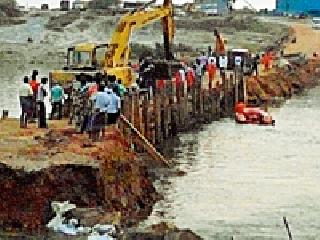 Five people have been named in the probe in Telangana police | तेलंगण पोलिसांच्या चौकशीत पाच जणांची नावे निष्पन्न Five people have been named in the probe in Telangana police | तेलंगण पोलिसांच्या चौकशीत पाच जणांची नावे निष्पन्न